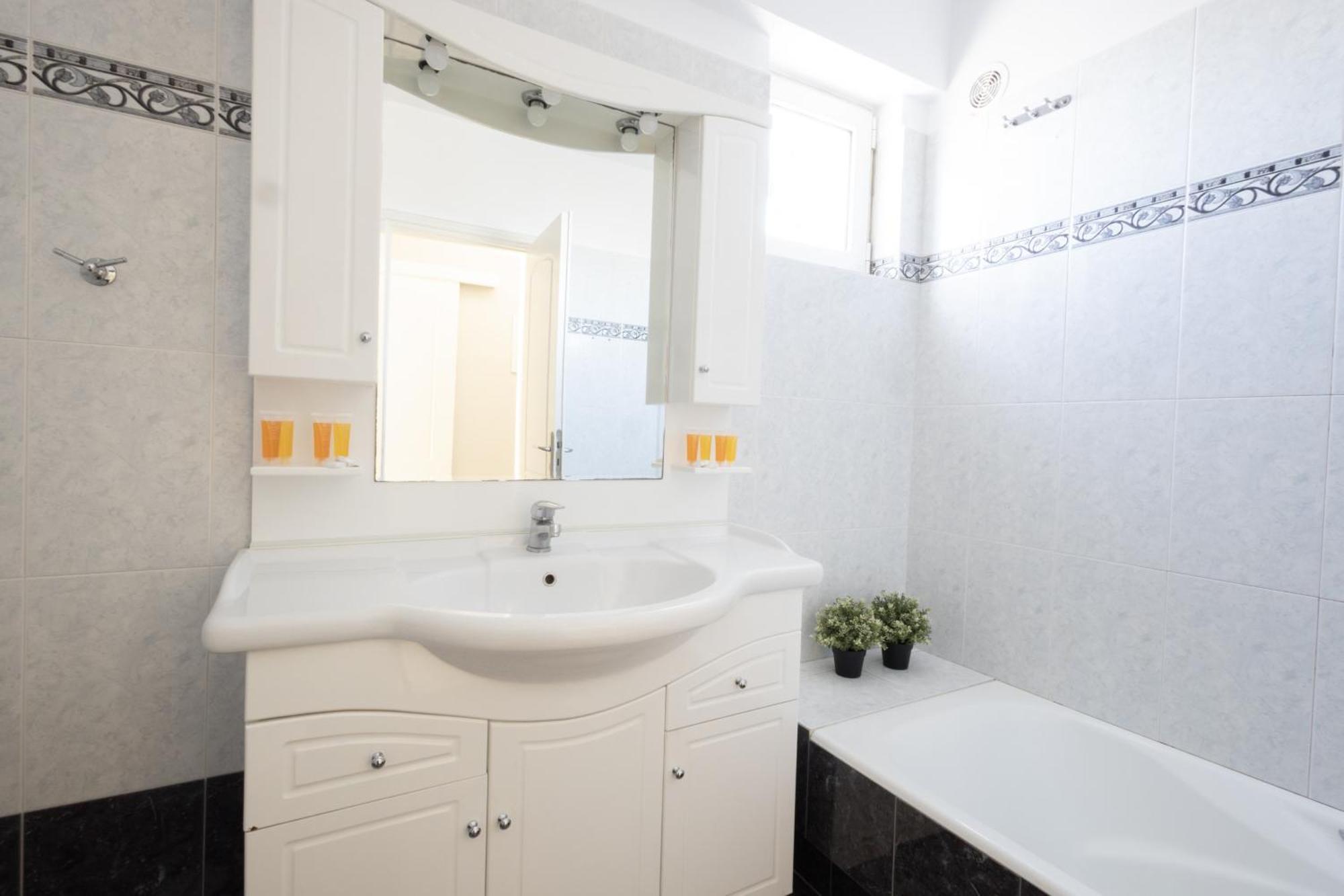 Renovated 3 Bedroom Apt With Acropolis View Atena Exterior foto