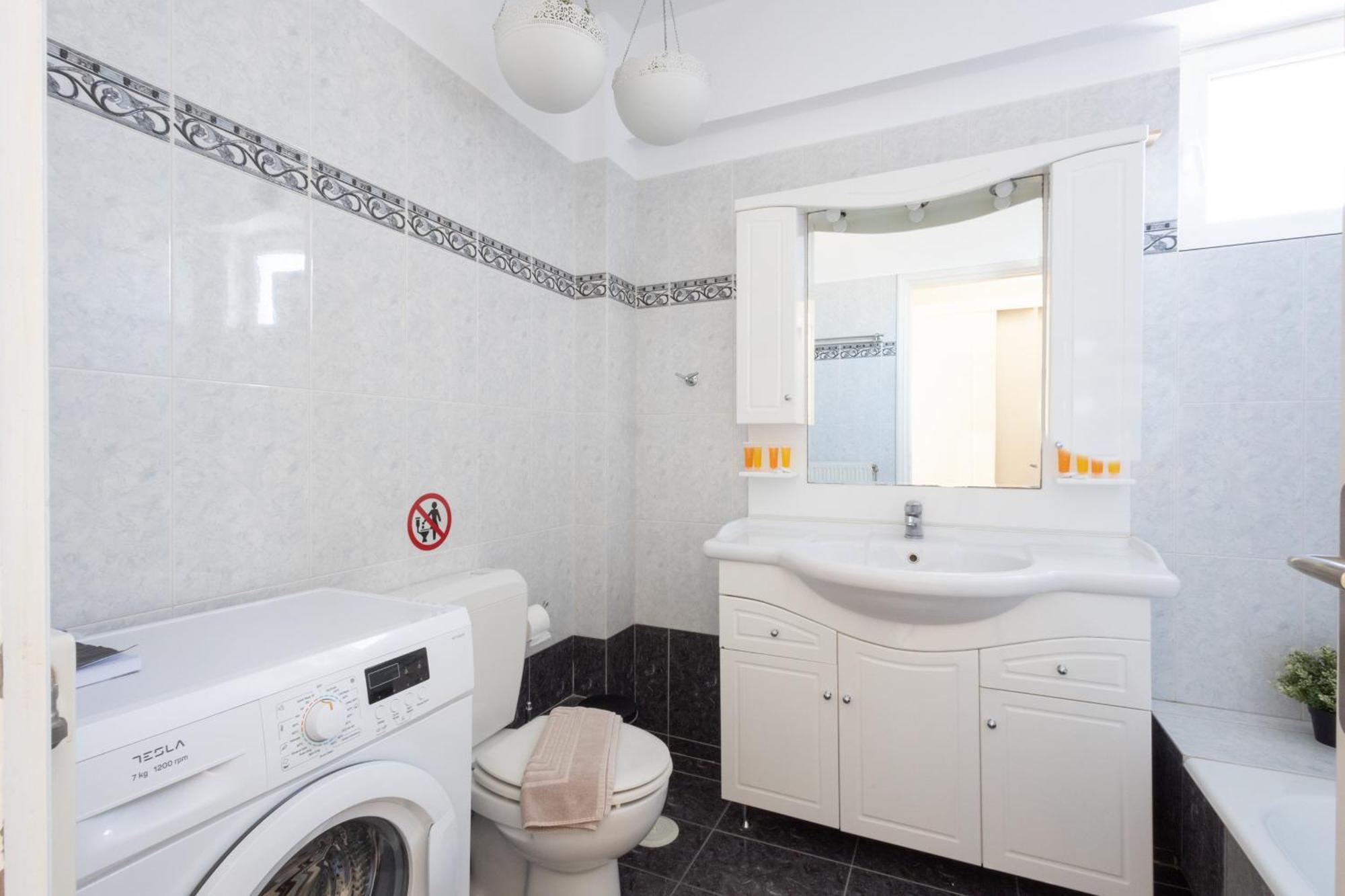 Renovated 3 Bedroom Apt With Acropolis View Atena Exterior foto